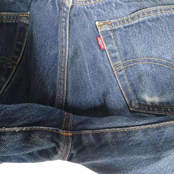 Levi's x Streetwear 501 Jeans Knee Distressed  Blue Straight Jeans 35/32 - Picture 13 of 13